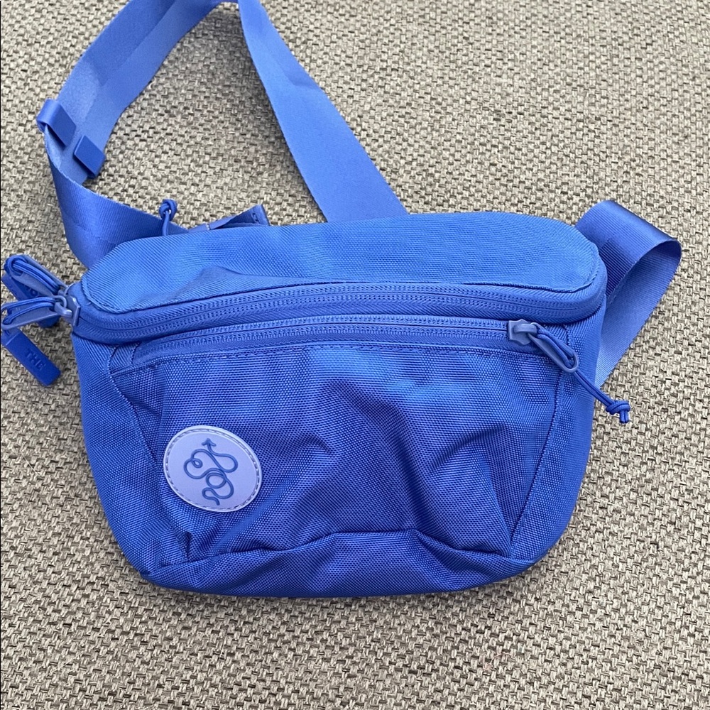 Baboon to the Moon Blue Crossbody Bag- never used